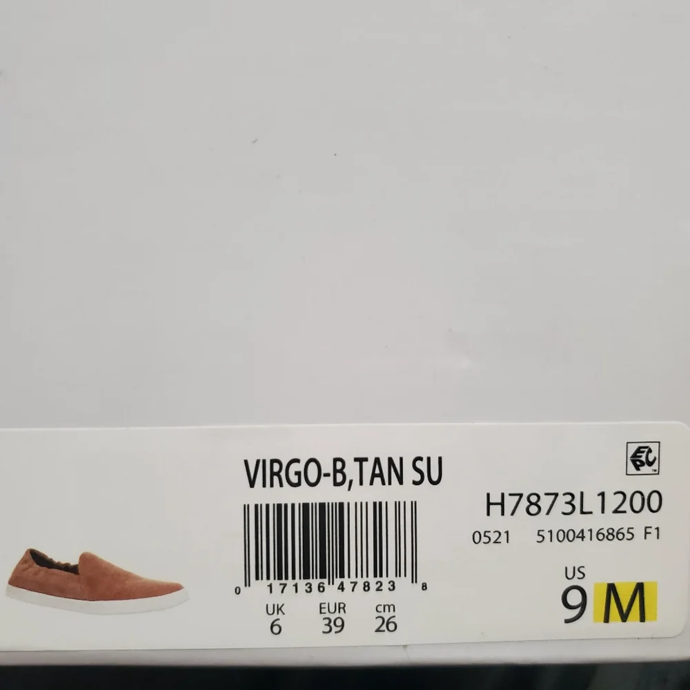 Vince Suede Shoes sz 9 New Worn Once!! - Picture 4 of 9